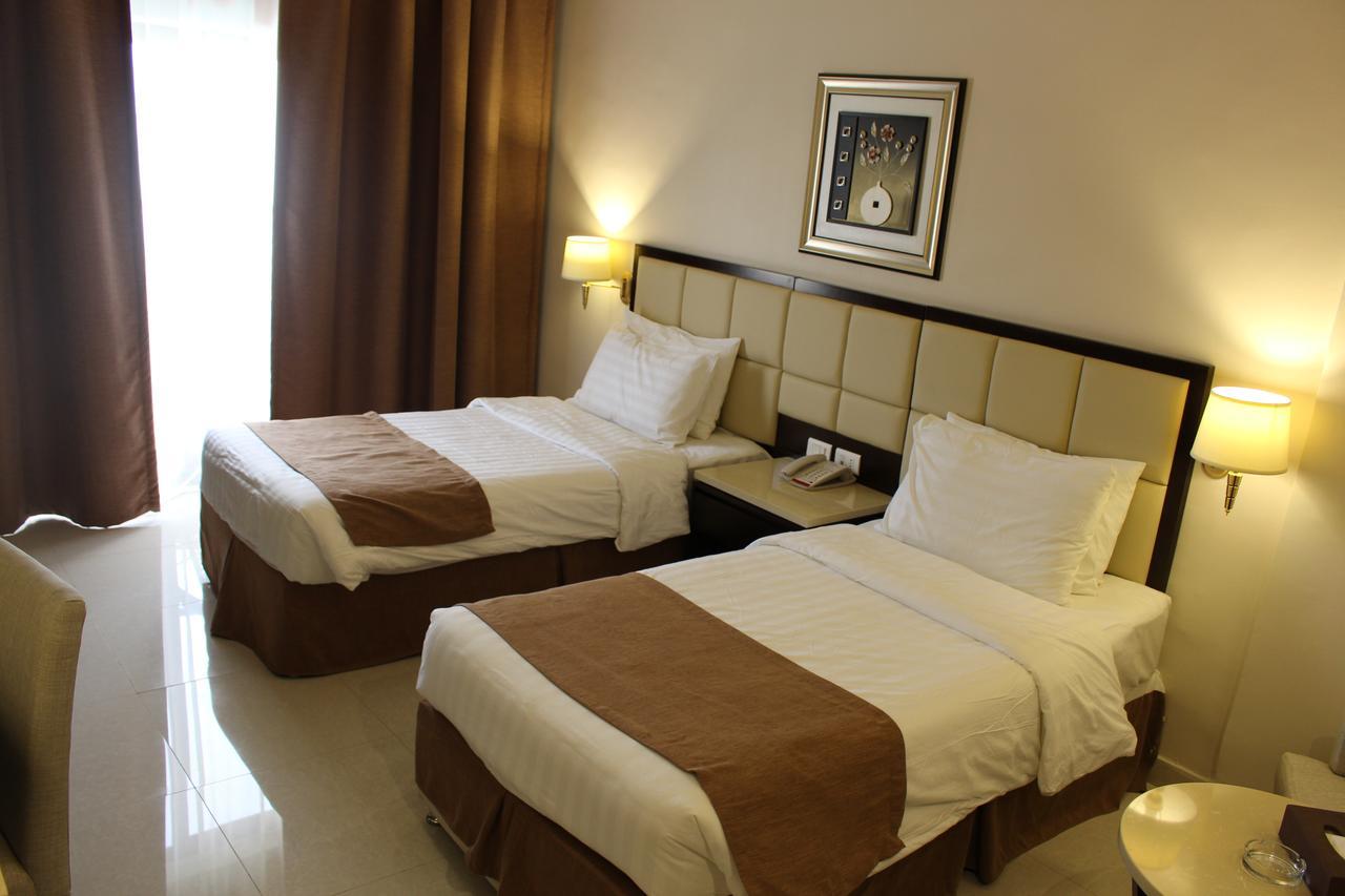 Grand East Hotel - Resort & Spa Dead Sea Sweimeh Екстер'єр фото