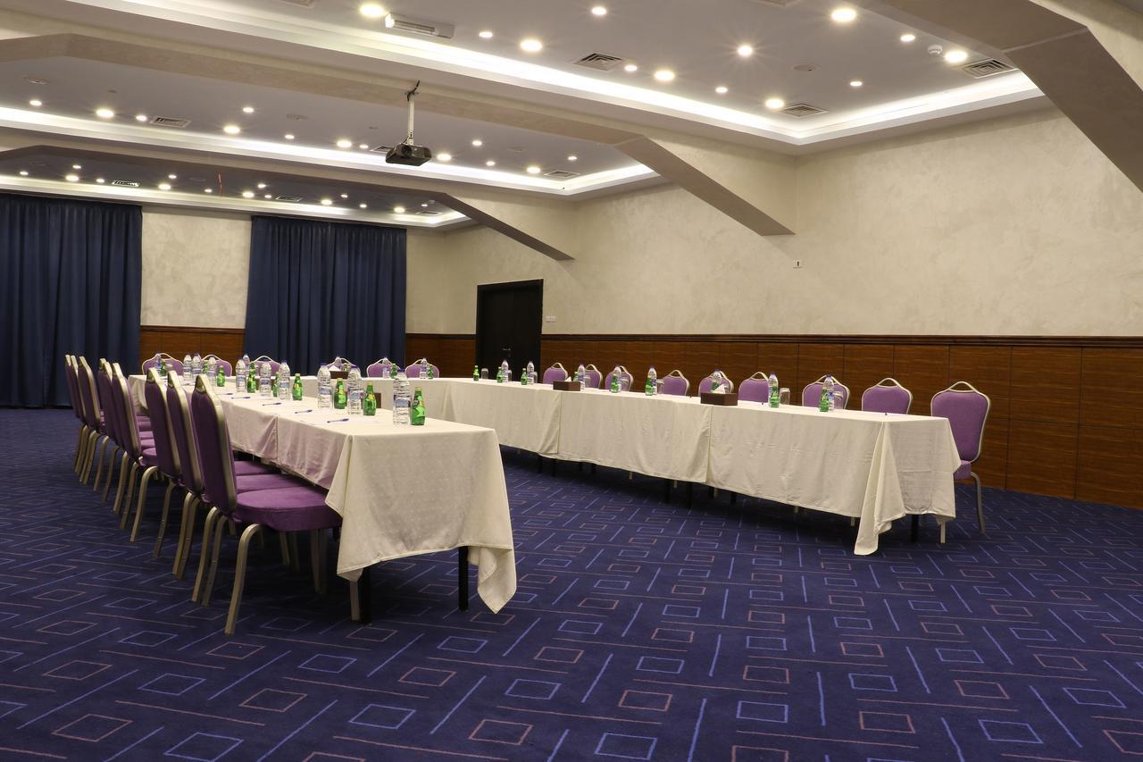 Grand East Hotel - Resort & Spa Dead Sea Sweimeh Екстер'єр фото