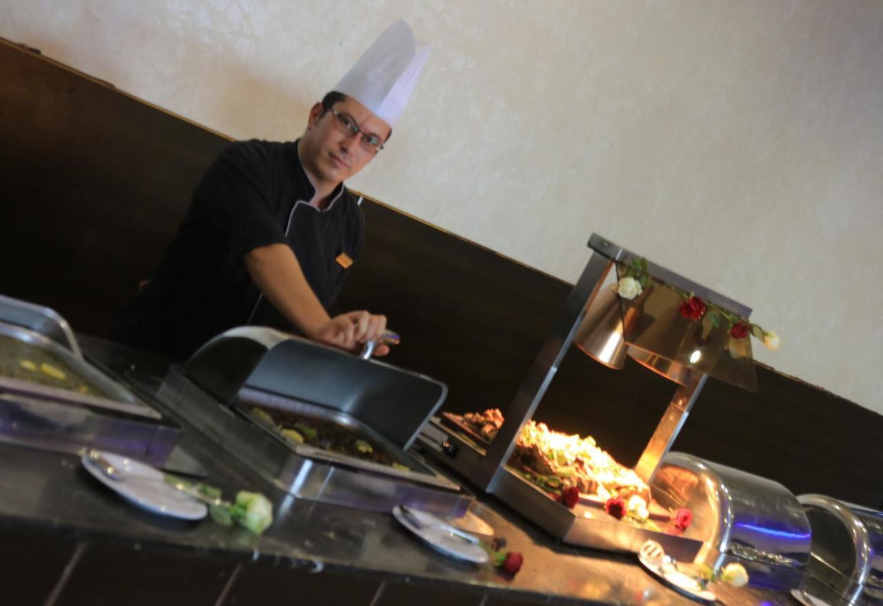 Grand East Hotel - Resort & Spa Dead Sea Sweimeh Екстер'єр фото